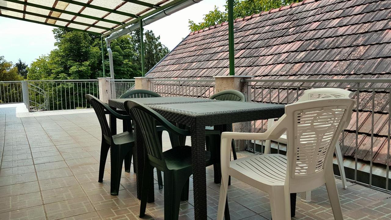 Hotel Szatmari Vendeghaz Badacsonytomaj Zewnętrze zdjęcie