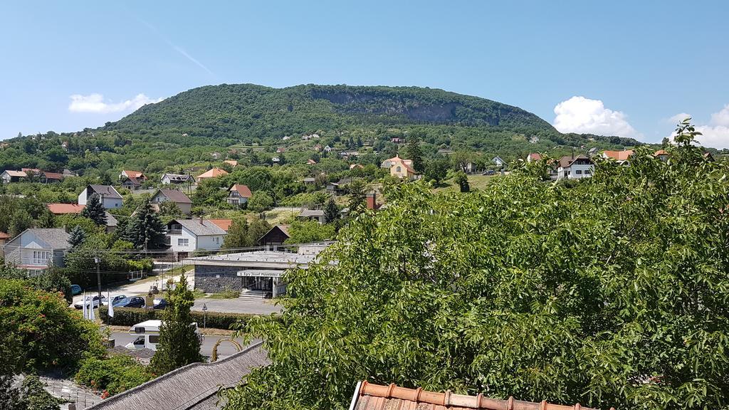 Hotel Szatmari Vendeghaz Badacsonytomaj Zewnętrze zdjęcie